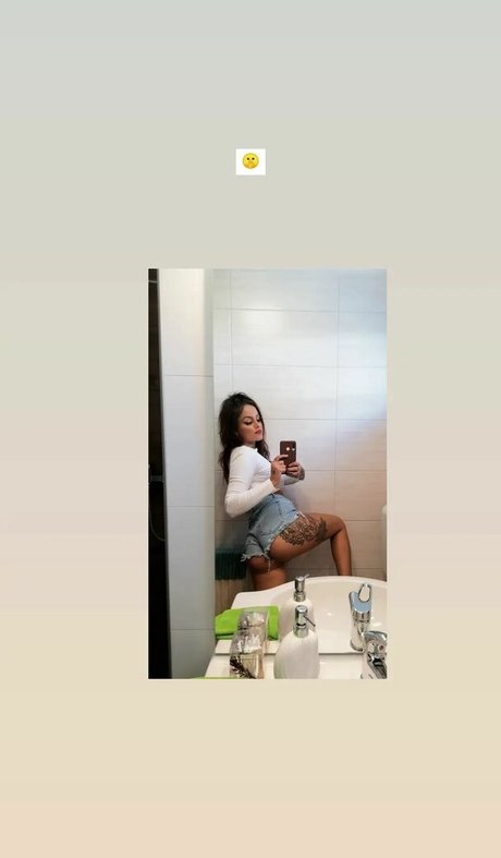 Dzsenifer Vajai pornstar nudes photo