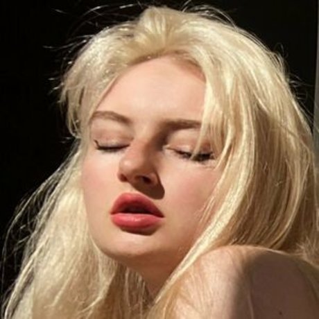 valeryjonesvip art pornstar pictures