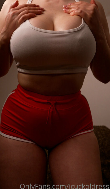 Icuckoldress beautiful pornstar gallery