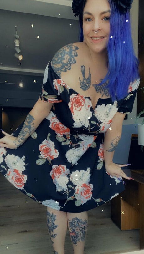 inkedshyvixen pornstar high quality img