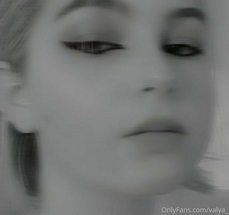 valya  sex model images