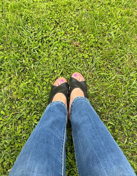 wifeyassandfeet star pretty archive
