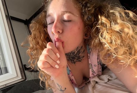 kitty xxx onlyfans top galleries