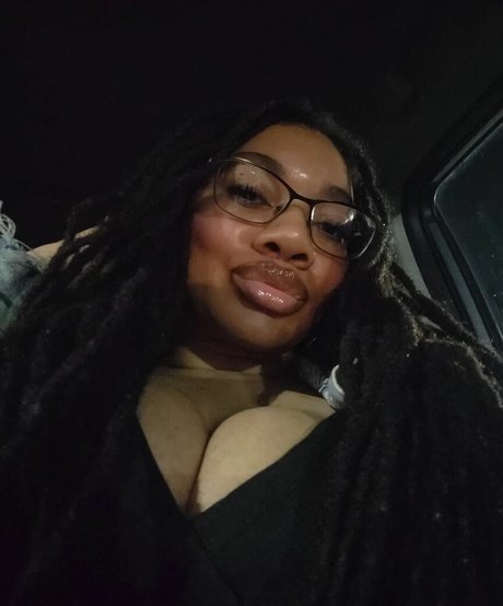secretary onlyfans nudes photo