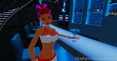 queensitra hot star pics