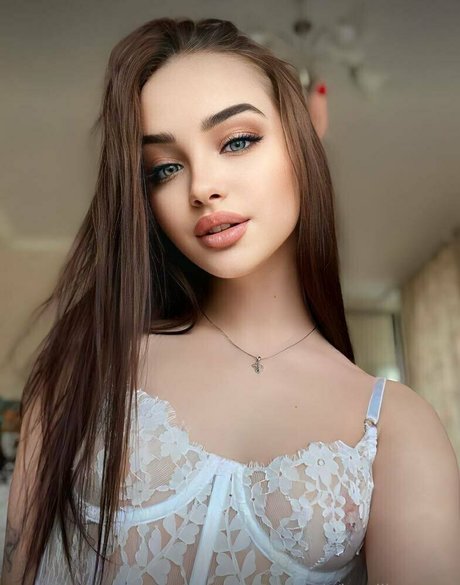 kamilla wang star hot img