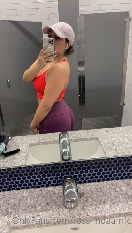 rosalindamfc model top images