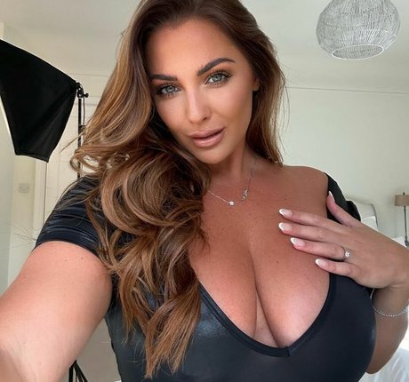 milf pussy onlyfans free xxx photo