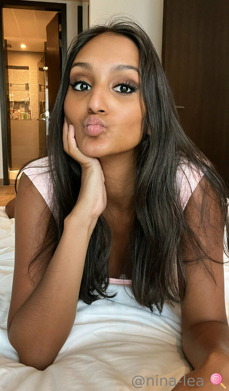 nina lea perfect model gallery