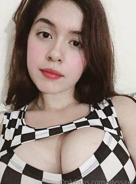 iamanothergirl sexy pornstar gallery