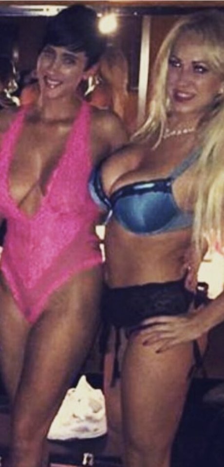 Sheffield Spearmint Rhino model sexy galleries