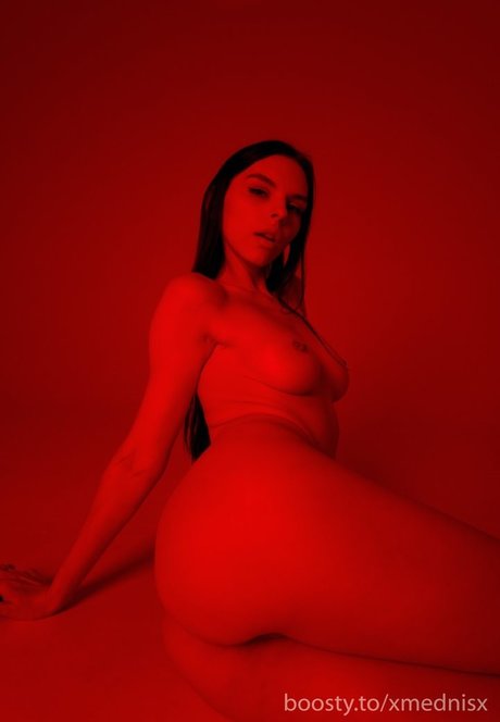 Vika Mednis star free archive