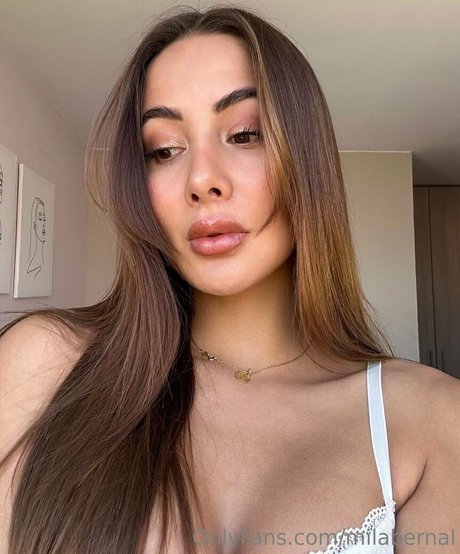 Mila Bernal star nudes pics