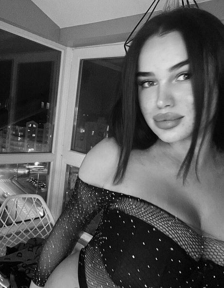 julyboobsfree model nice pics