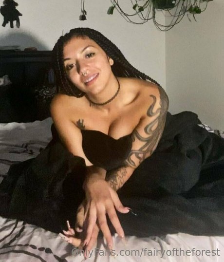 lunamorgantv naked pornstar pic