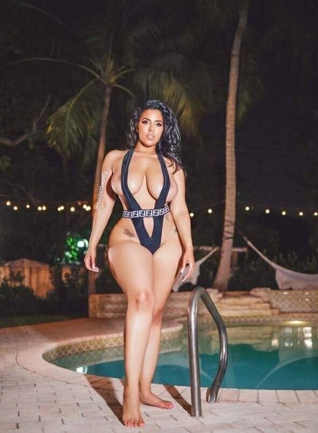 big tits cumshot onlyfans hot sexy image