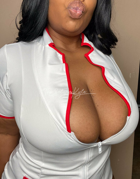 selynakylexoxo nudes star photo