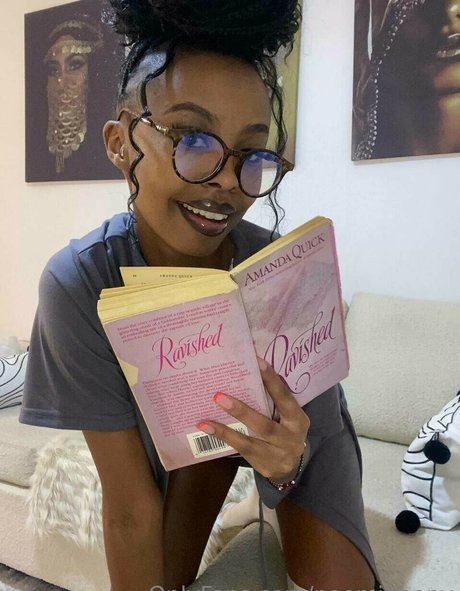 naomiebony star best photo