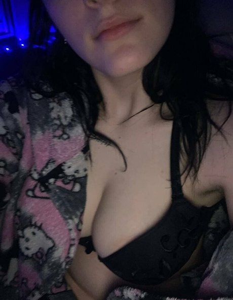 greendream69 model nudes picture