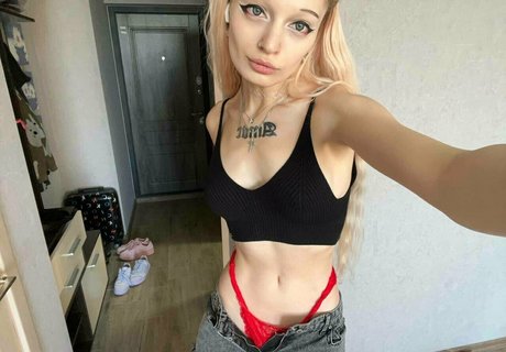 dirty feet onlyfans pornographic images
