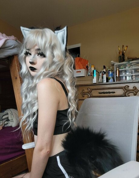 Sammynoodlesoup sex model image