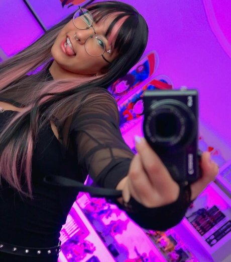 Bibivitona erotic star pic
