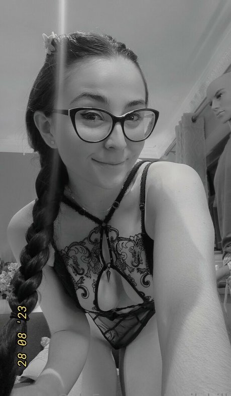 emilyhill adult star pics