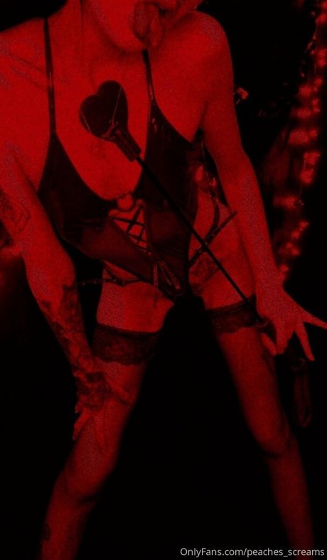 peacheyscreams star hd gallery