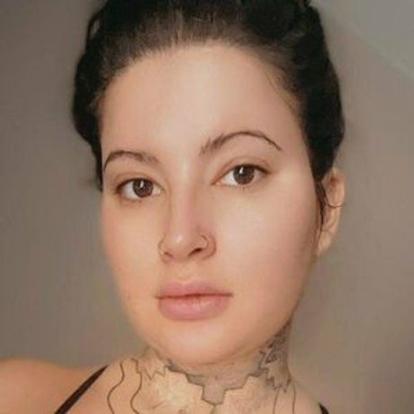 devinebria pornstar high quality image