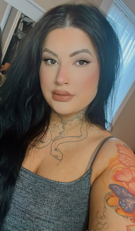 devinebria pornstar nudes gallery