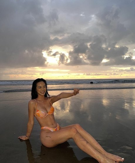 Kathryynn nude model picture