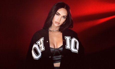 plus size onlyfans erotic galleries