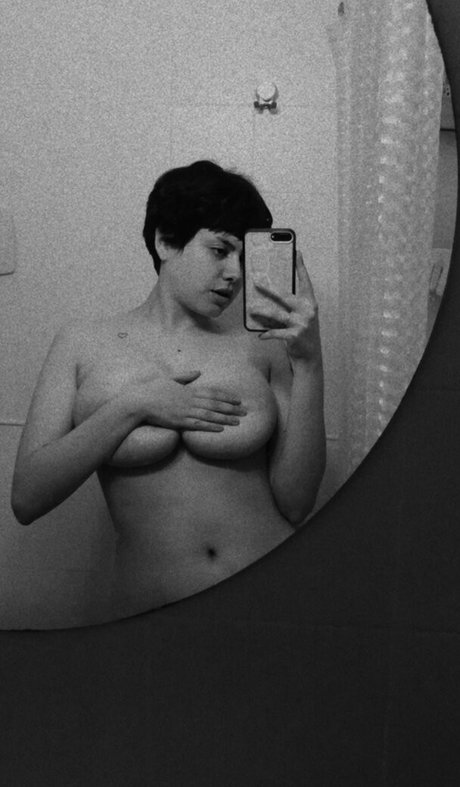 Moonvvenus star pornographic image