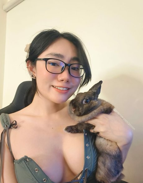 Poon Wrunya star pornographic galleries