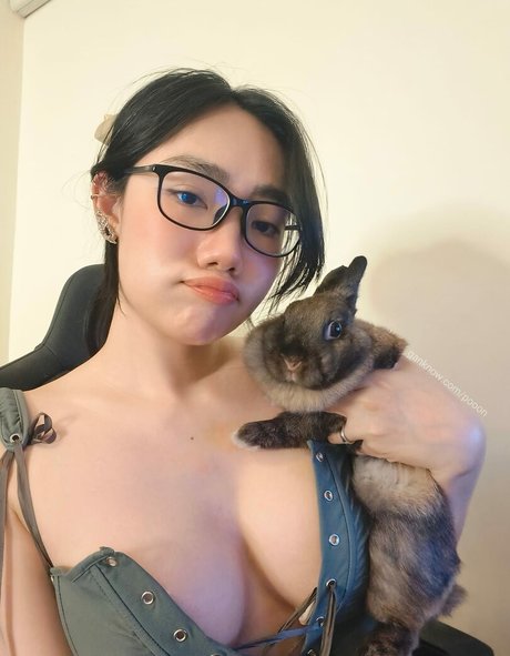 Poon Wrunya pornstar top gallery