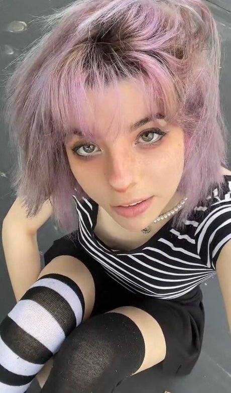 Cultarr model xxx image