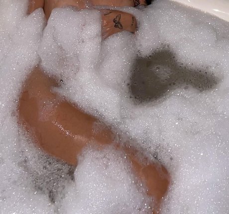 celebrity free onlyfans pretty gallery