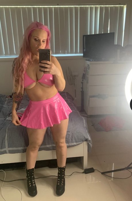 Shazza McKenzie xxx star images