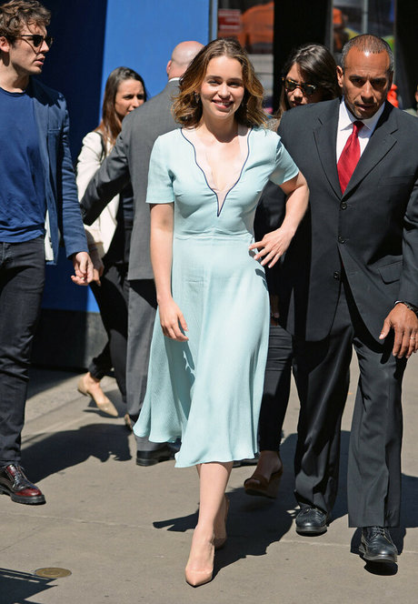 Emilia Clarke model perfect pics