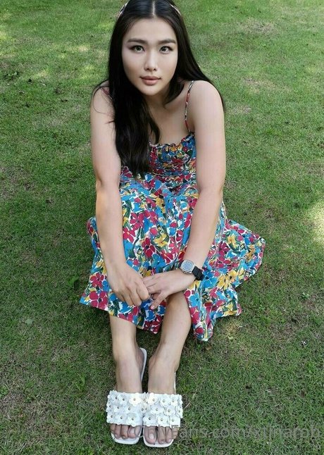 xtinarob sexy model pics