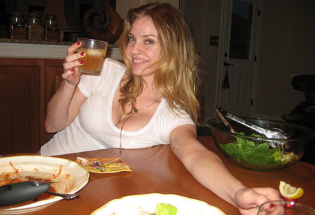 Kelli Garner nude star img