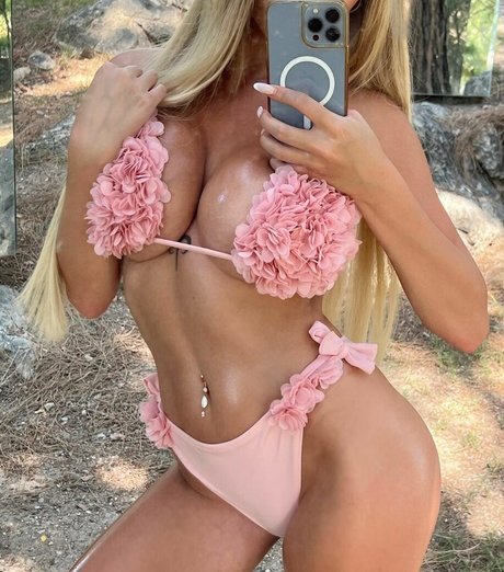 Annie Metusheva top profile image