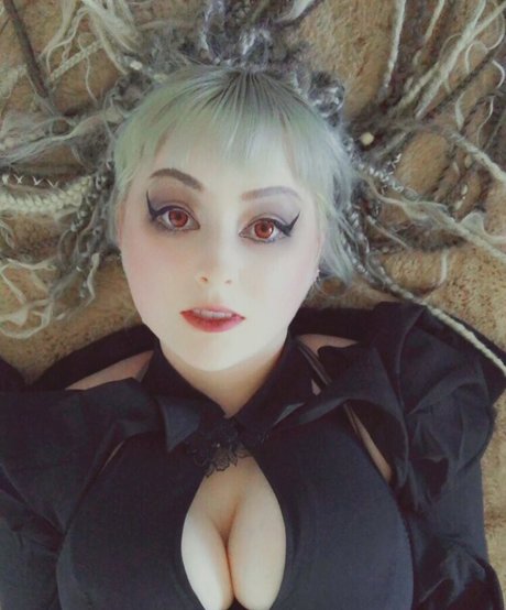 Mother Macabre model xxx archive