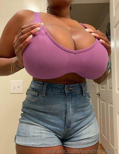 Yanithebbody1 pornstar perfect picture