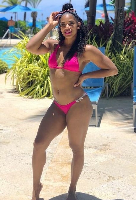 dark skin onlyfans nude image