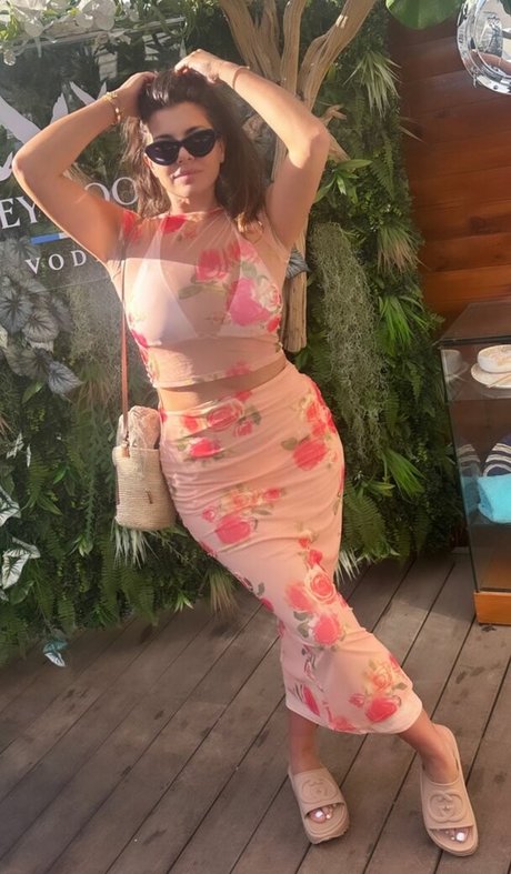 Imogen Thomas profile image