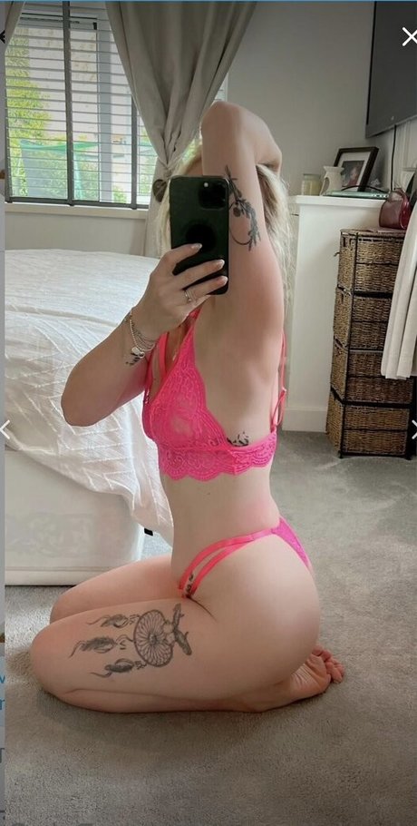 Natalie Hanby naked actress img