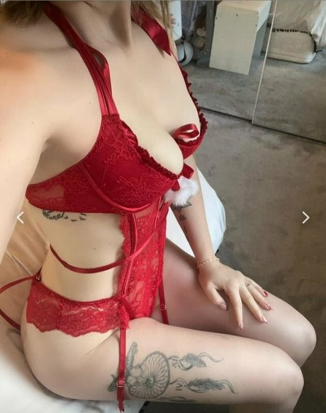 Natalie Hanby sexy pornstar galleries