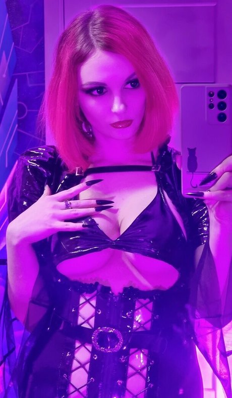lips onlyfans sexy nude img