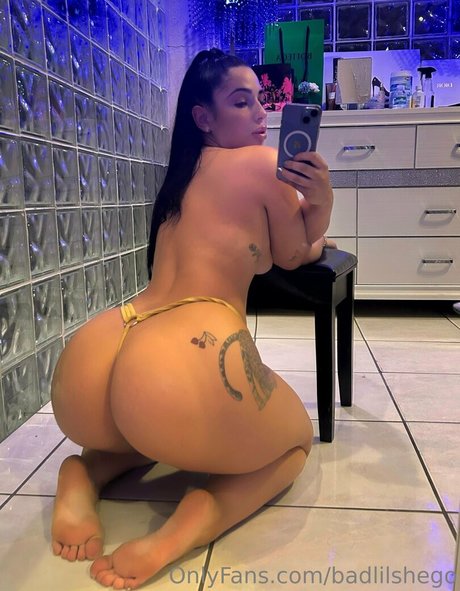 badlilshego naked actress picture